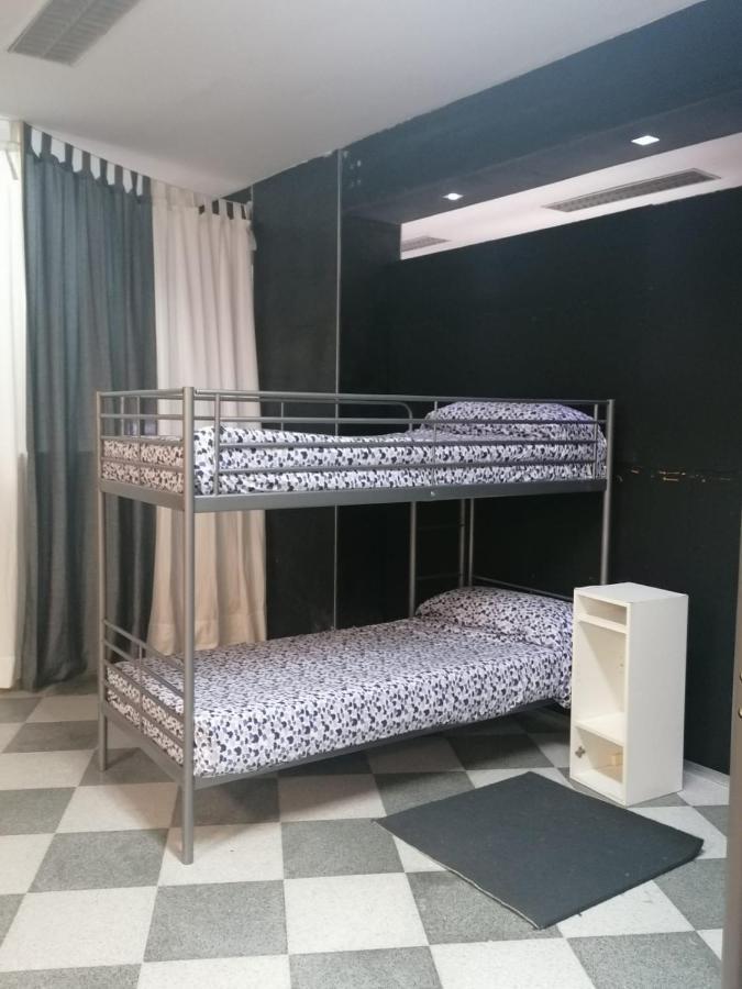 Hostal Casa Rosa Madrid Eksteriør billede