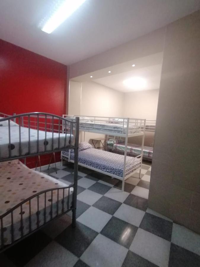 Hostal Casa Rosa Madrid Eksteriør billede